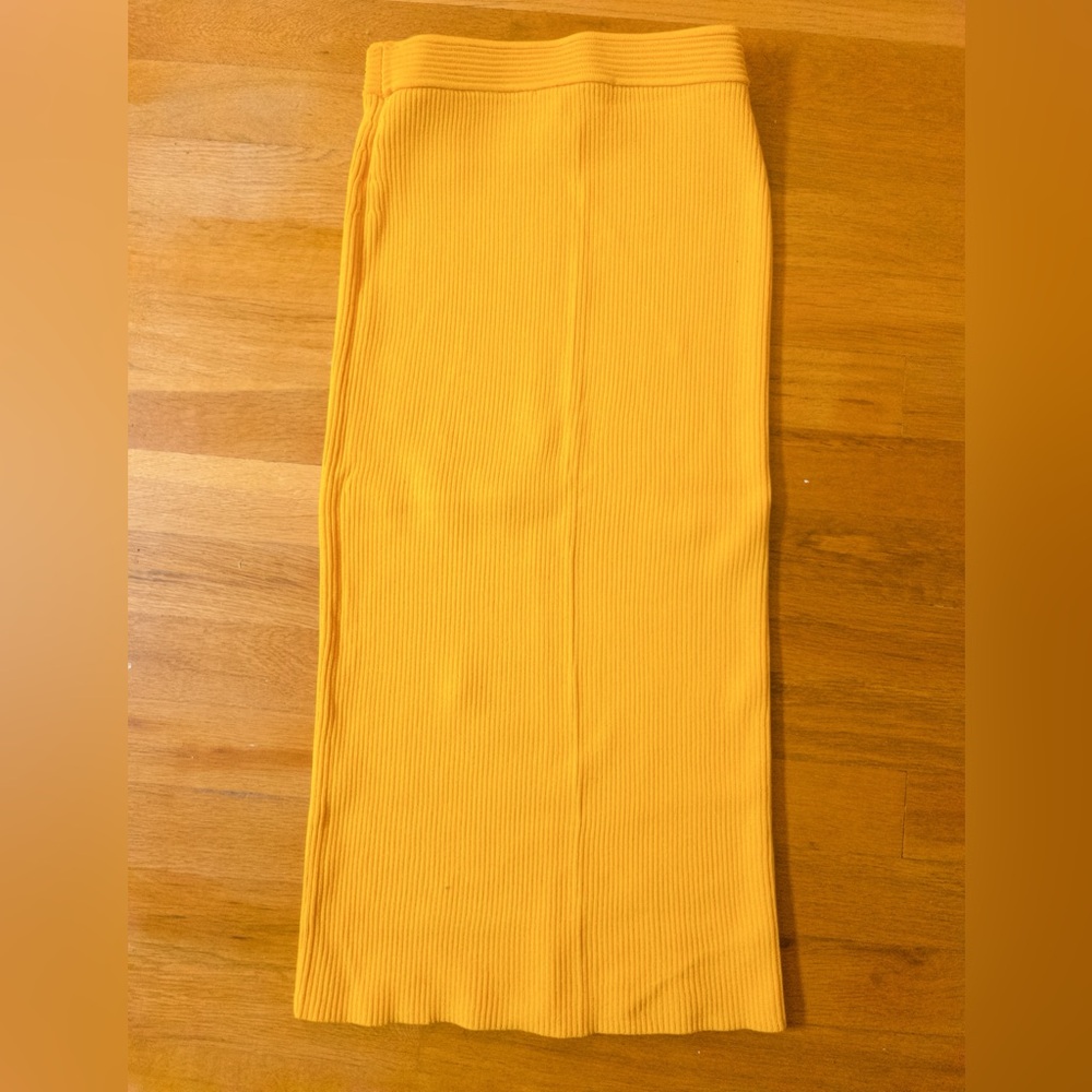 Michael Kors Mustard Ribbed Knit Skirt